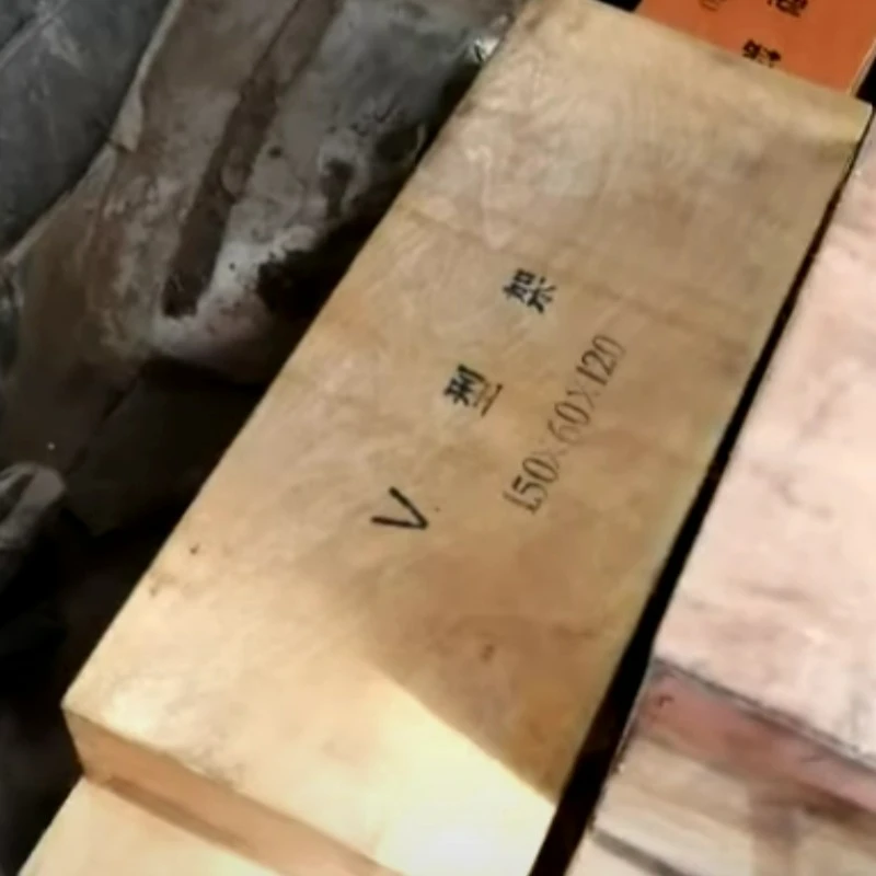 磁気V字型フレームと磁気四角い箱の配送ビデオ
